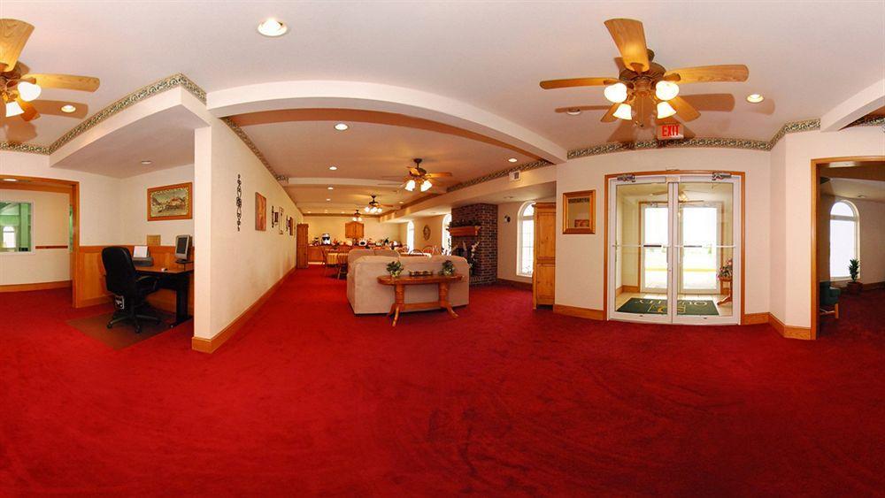 Quality Inn & Suites Chesterfield Village Springfield Exterior photo